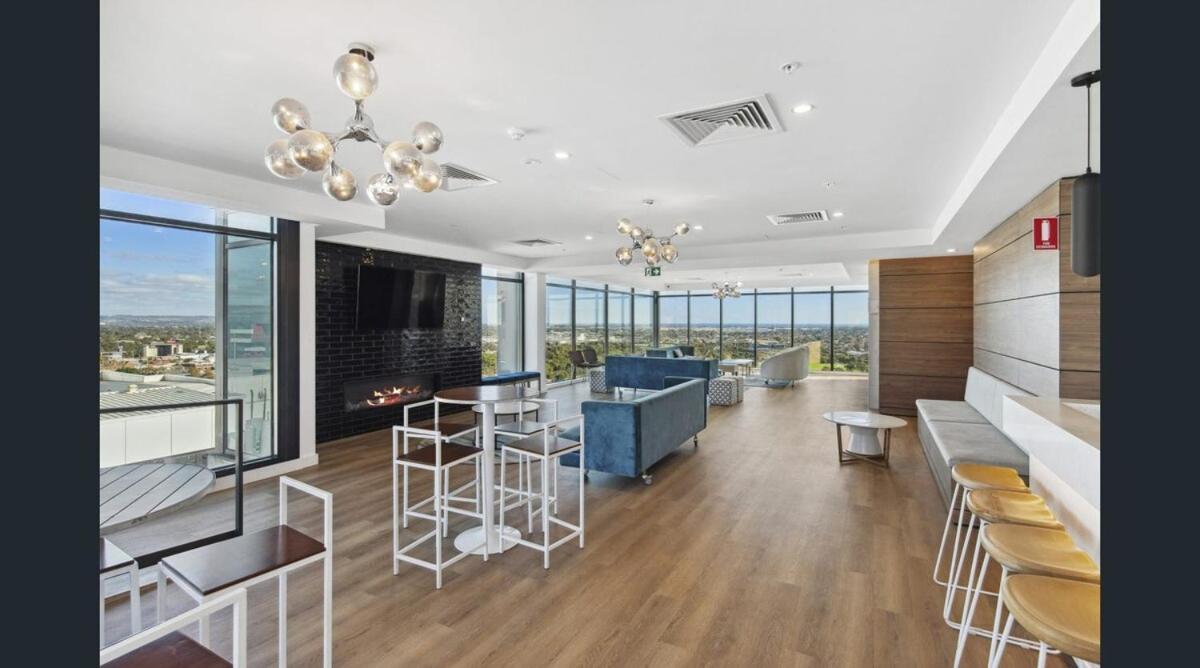 Cbd Luxury * Adelaide