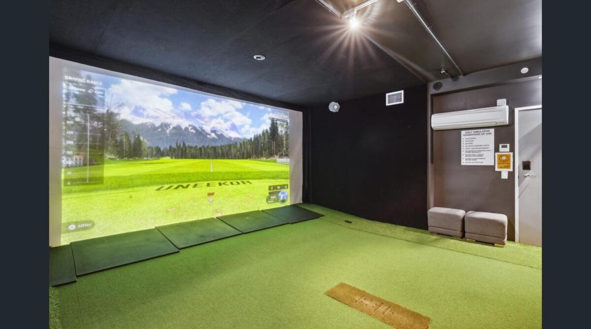 Cbd Luxury Apartment